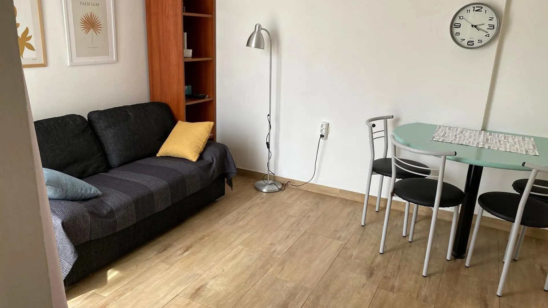 Apartments Tena With Private Parking Pula 0*,